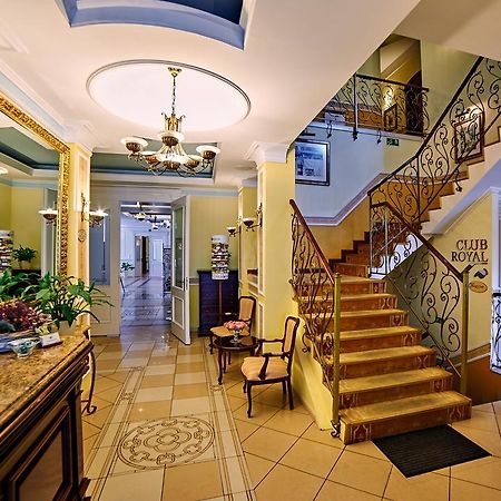 Villa Royal Острув-Велькопольски Экстерьер фото